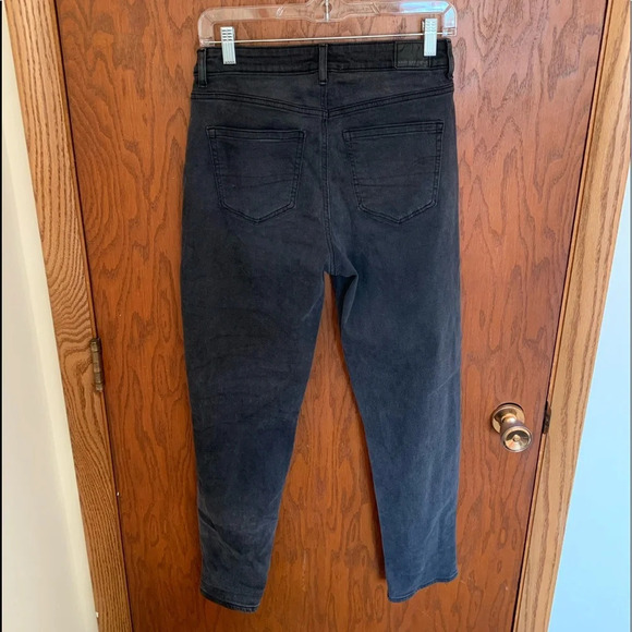 American Eagle Stretch Jeans - Picture 6 of 6